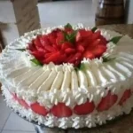 No Bake Strawberry Shortcake with fresh strawberries and whipped cream